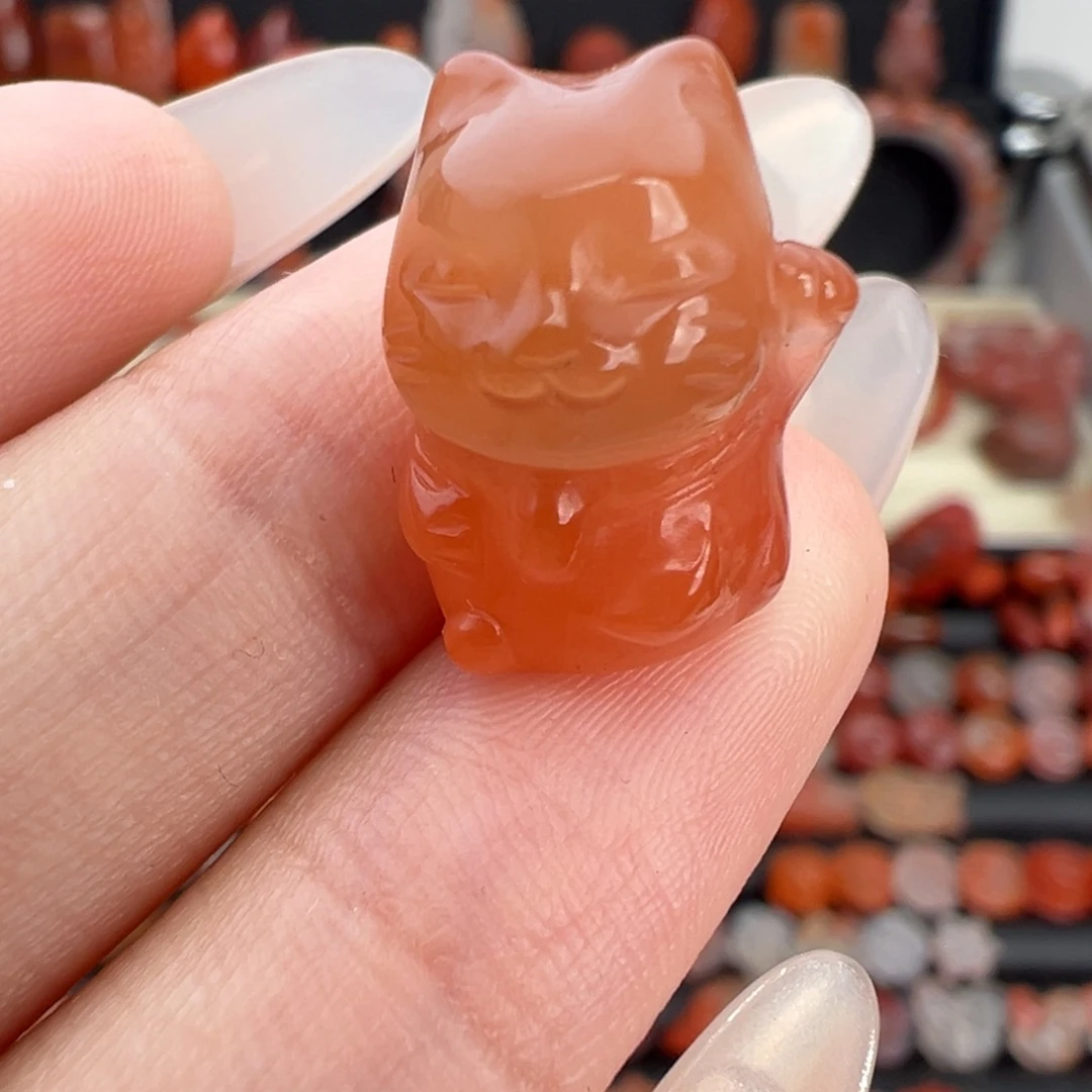 南红玛瑙未镶嵌颈饰招财猫
