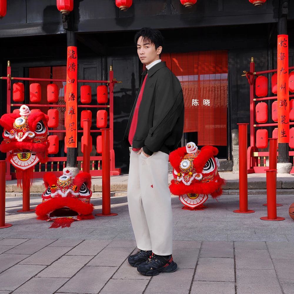 【滔搏联动】阿迪达斯25年秋冬陈晓同款男女加绒加厚夹克JZ4192