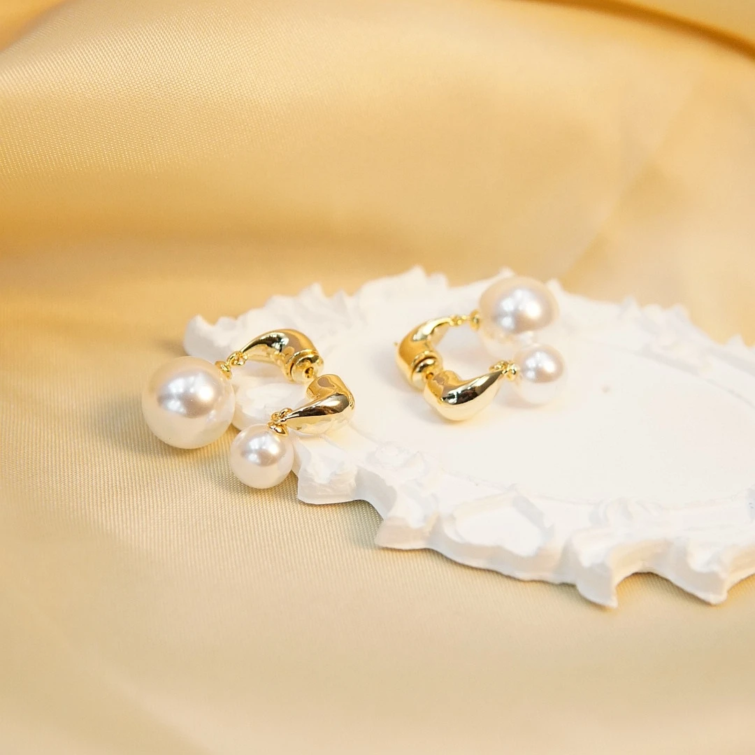 铜合金耳饰 一诺高定两戴款珍珠耳扣耳钉气质时尚百搭法式R8025