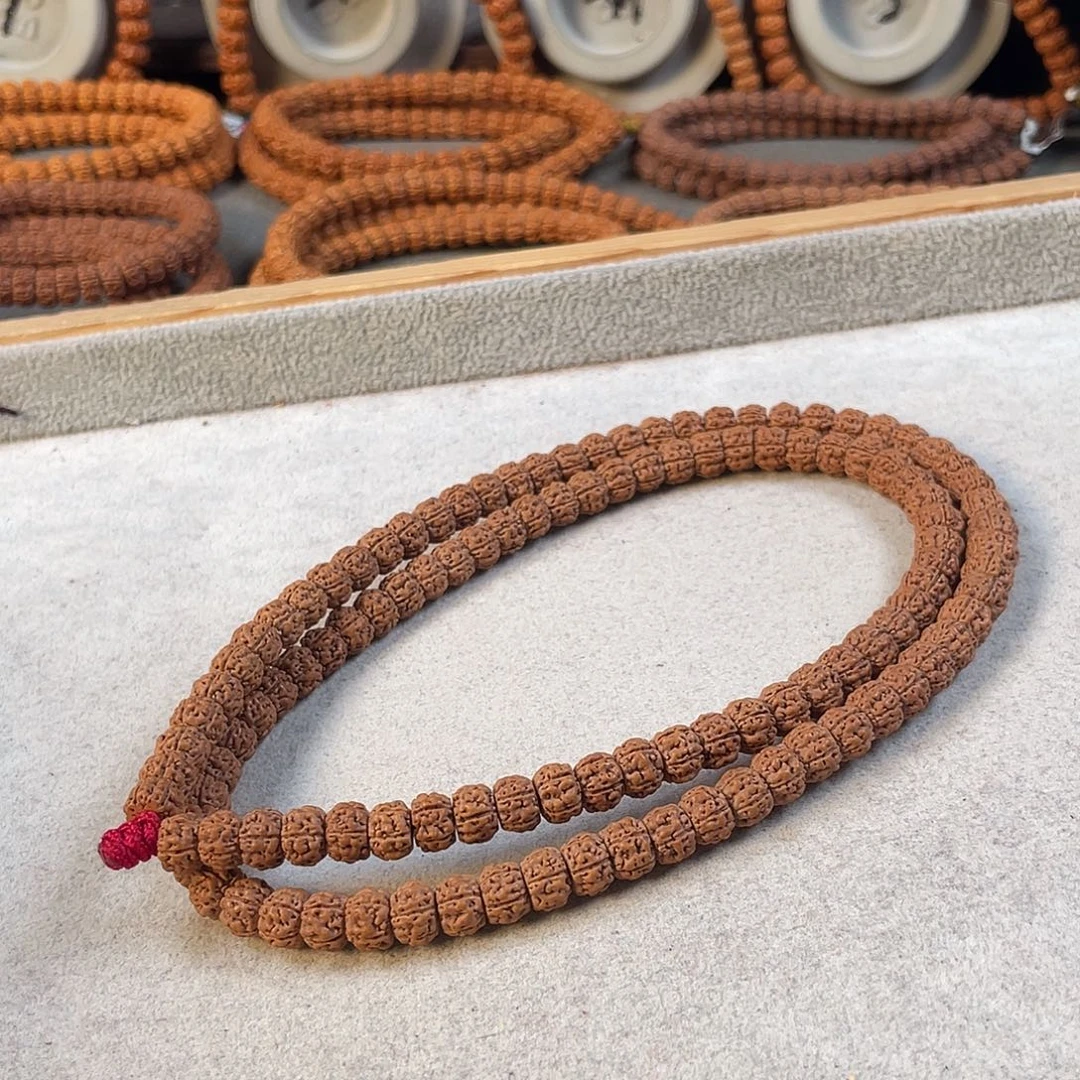 在***伟吊坠金刚菩提 0.盘龙