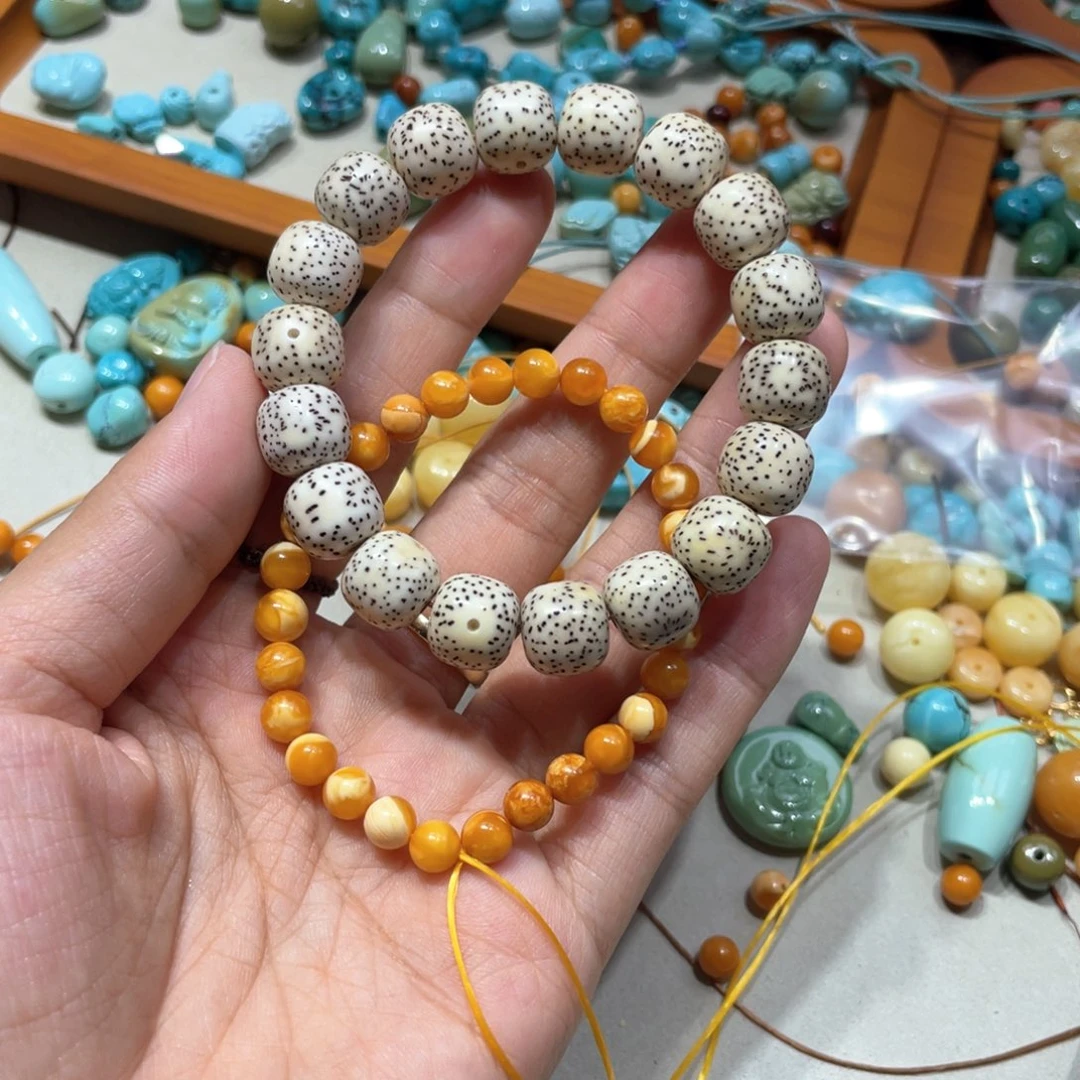 星月菩提手串心****星月菩提搭配蜜蜡