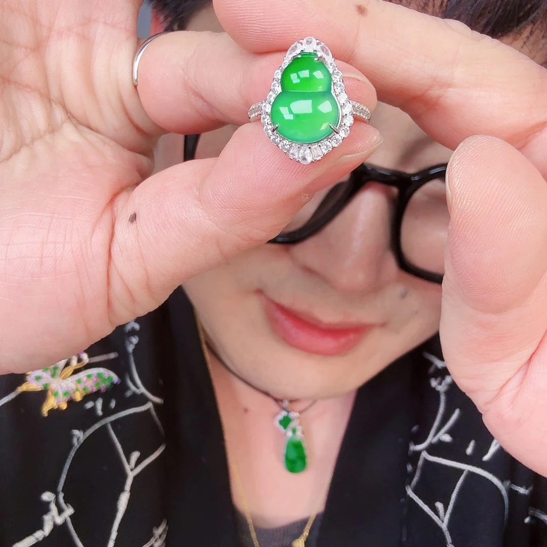 翡翠颈饰未镶嵌一个