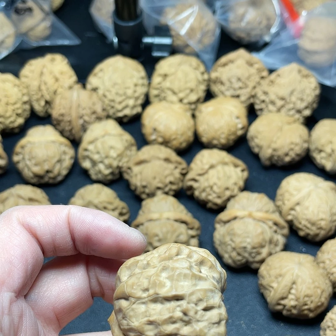 文玩核桃吊坠神***光蛤蟆