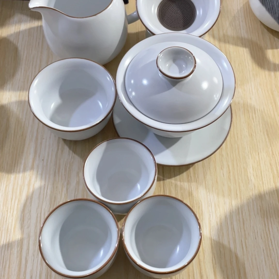 瓷片小微瑕。。。。。。。。。。。