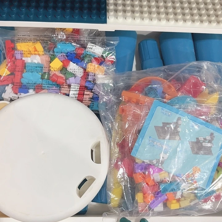 儿童积木桌玩具套装一箱60*40