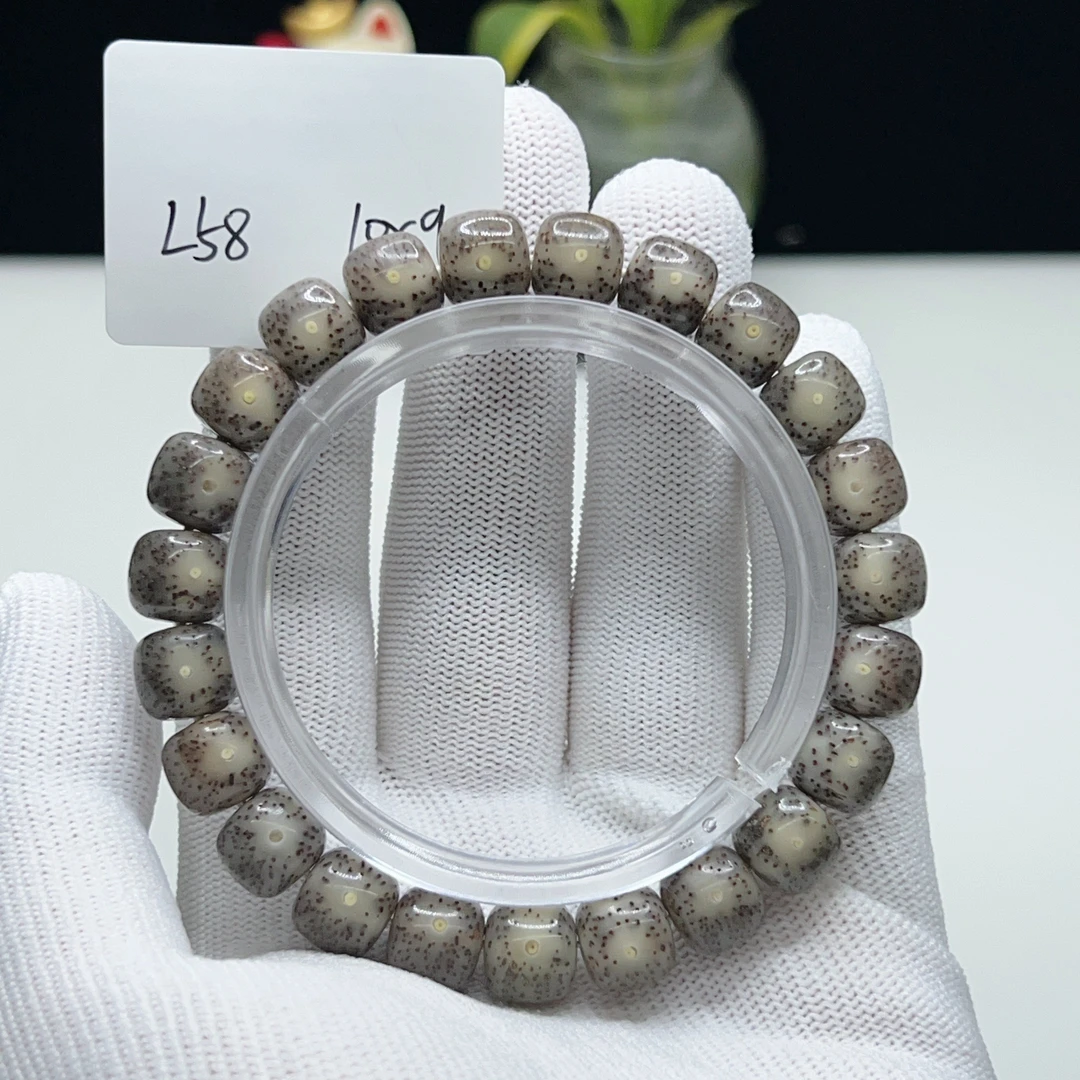 L58糯冰奶奶灰10×9正月大留白月朗星稀一物一图星月菩提手串