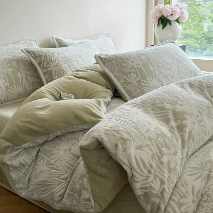 欢寐包边工艺雕花款牛奶绒四件套双面简约加绒加厚绒被保暖秋冬款