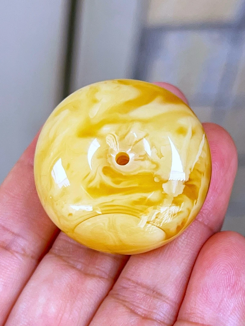 俄料溶洞妖花蜡平安扣