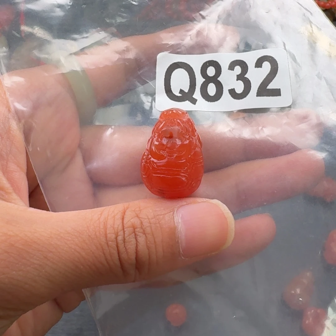 南红玛瑙未镶嵌珠宝奇石