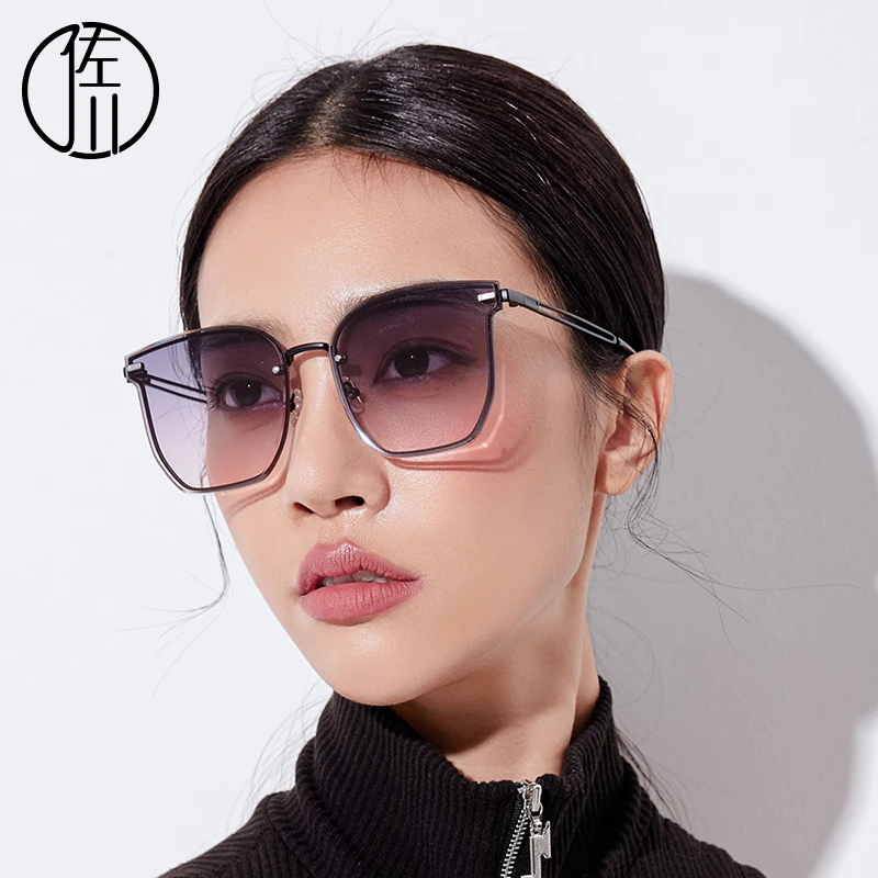 佐川2025新品户外渐进色墨镜女时尚显瘦太阳镜素颜美妆镜ZSS5504