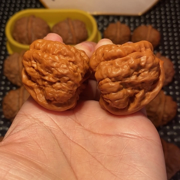 胜***管文玩核桃把件四开细腰八腿三角蛙