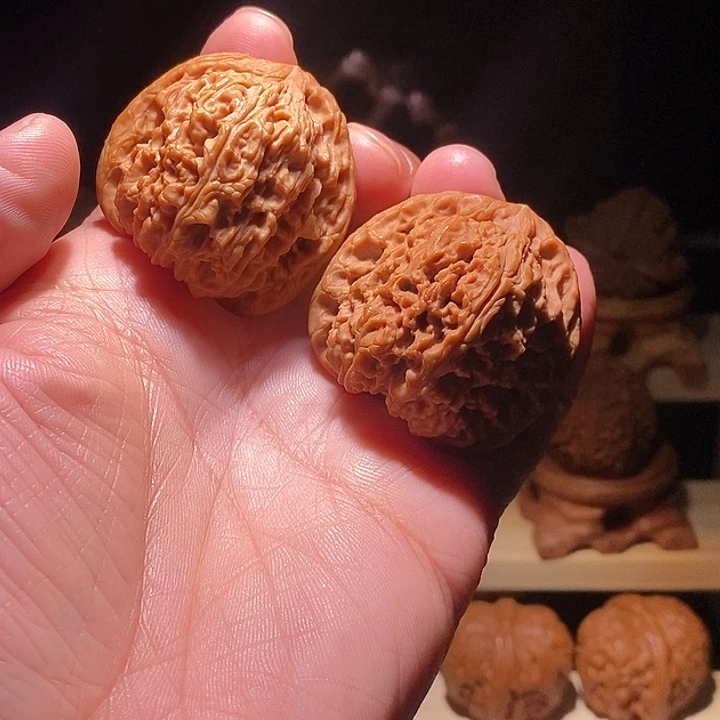 把件文玩核桃南疆石