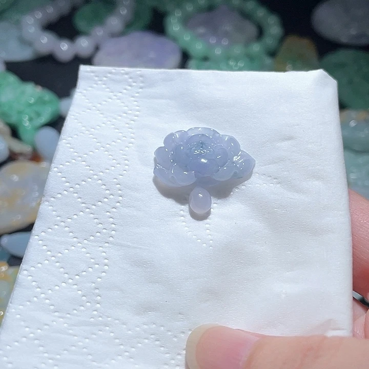 颈饰未镶嵌翡翠天