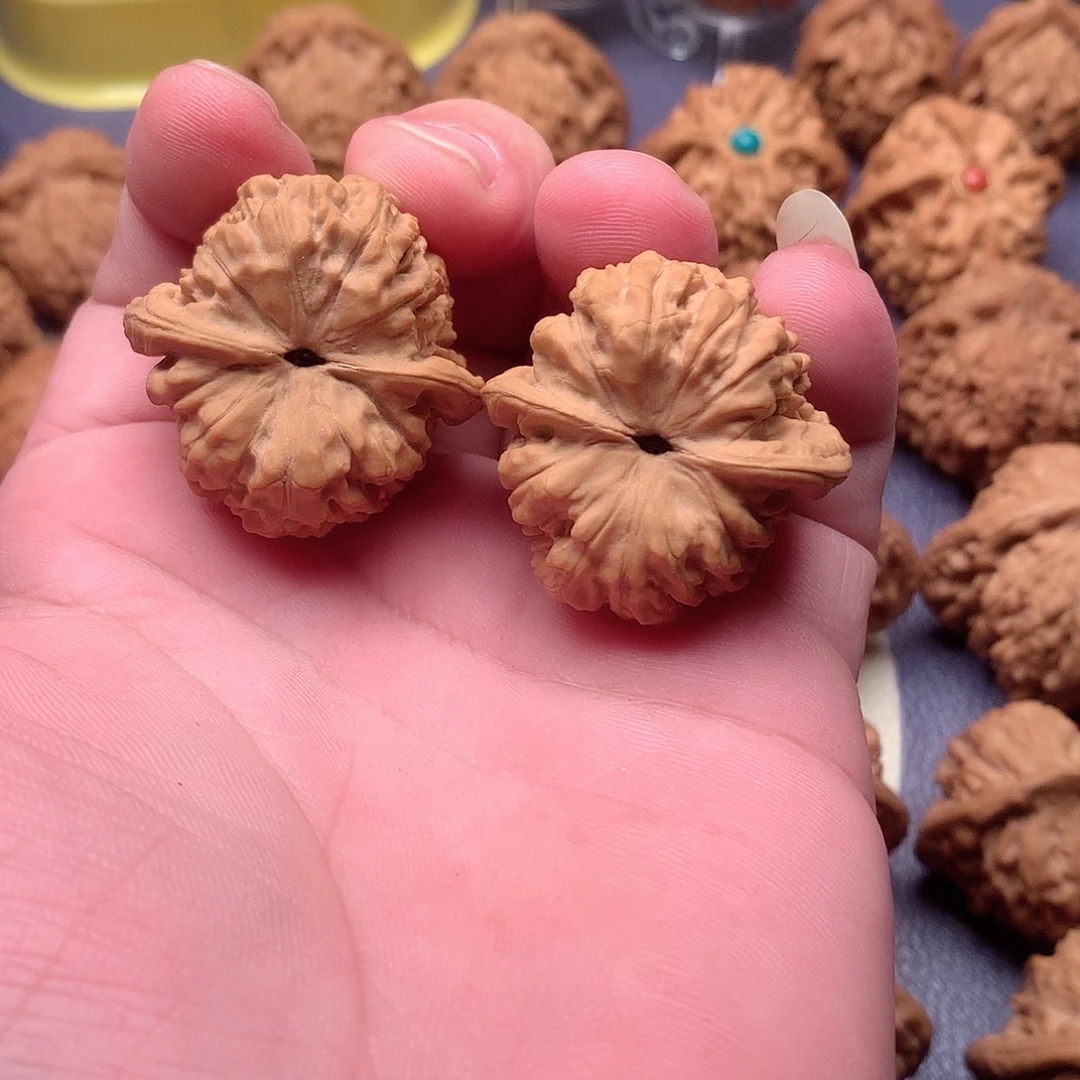 文玩核桃吊坠官帽