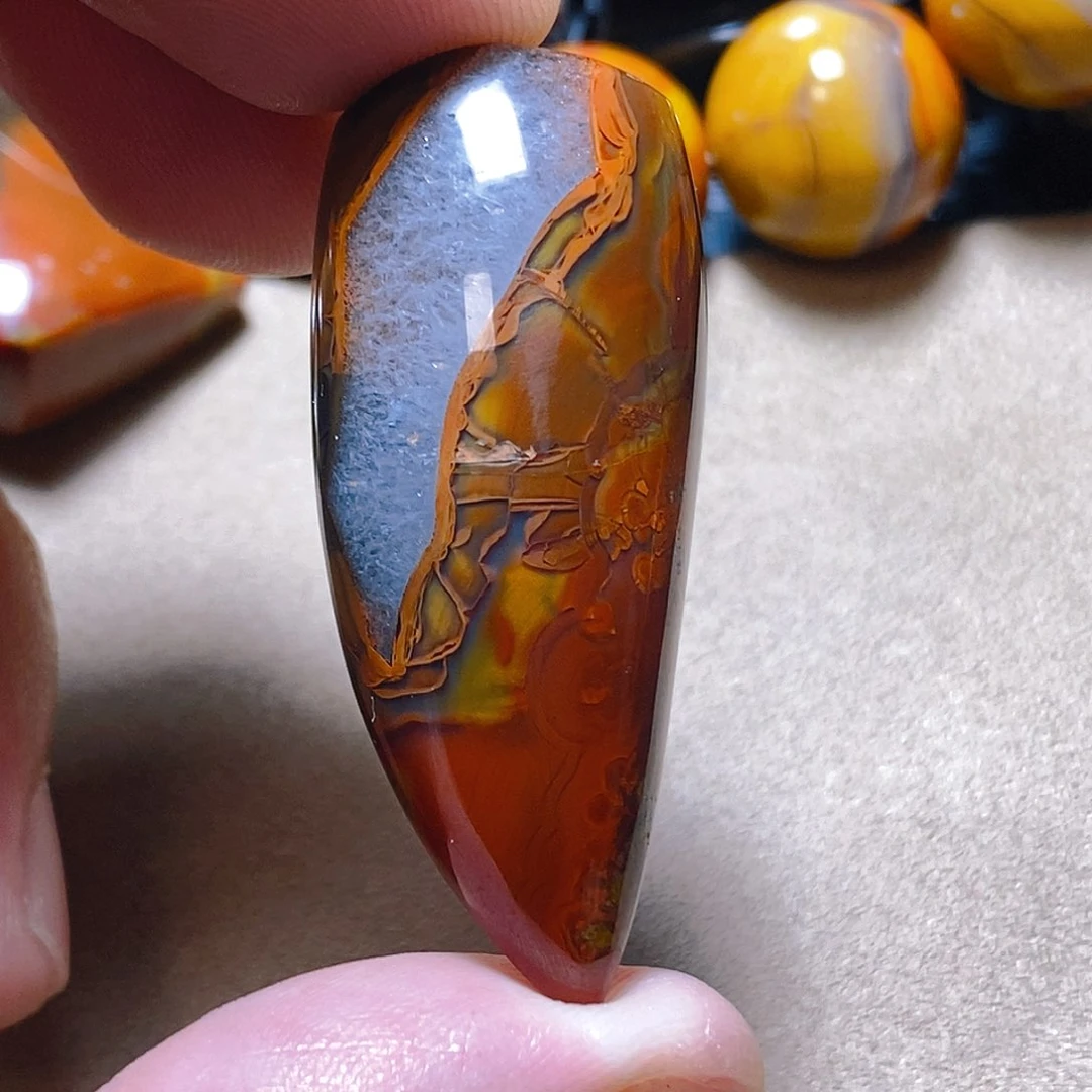 玛瑙/玉髓颈饰未镶嵌长***灯