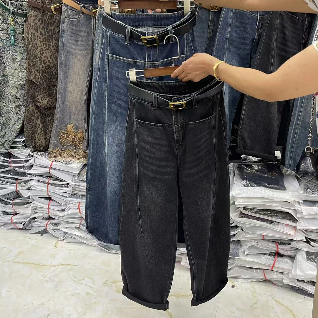 8775新款时尚百搭弯刀牛仔裤（腰带随机）九分