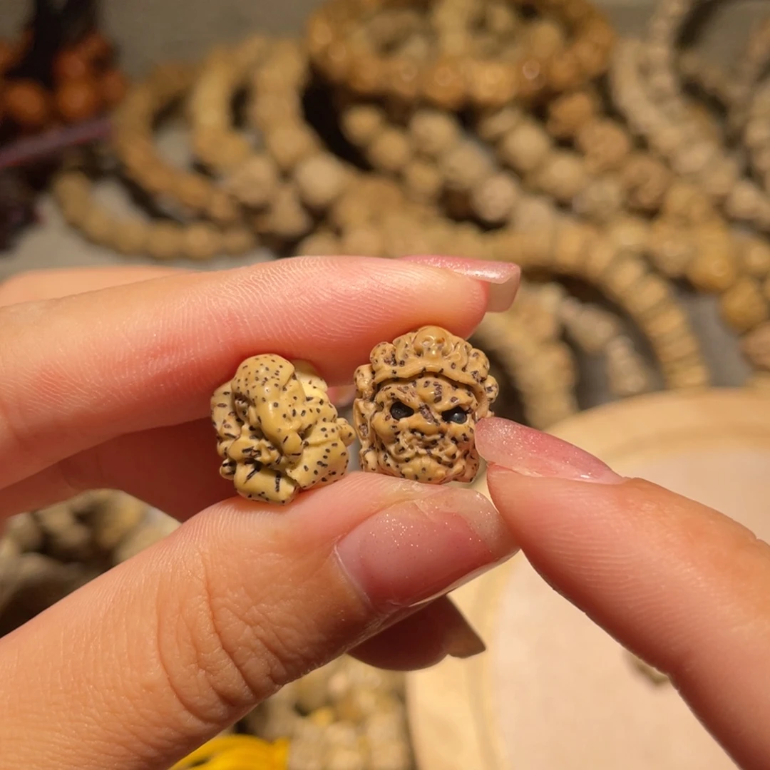 陌***芝星月菩提吊坠一对象神➕大黑天