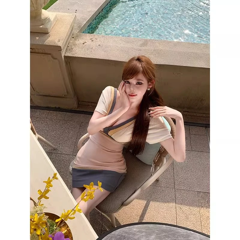 夏季气质小香风镂空拼接针织连衣裙女富贵千金v领修身显瘦包臀裙