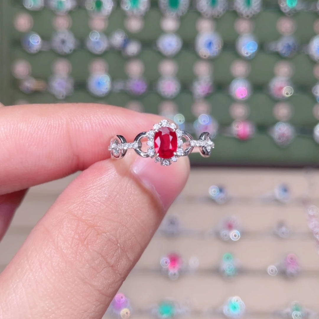 红宝石戒指18K金镶嵌0.8ct 无烧鸽血