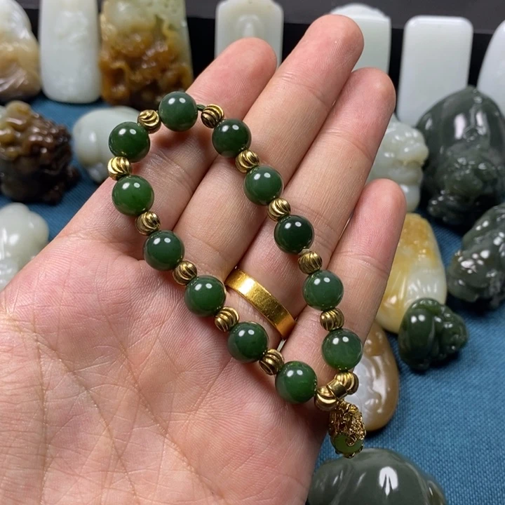 未镶嵌和田玉挂件