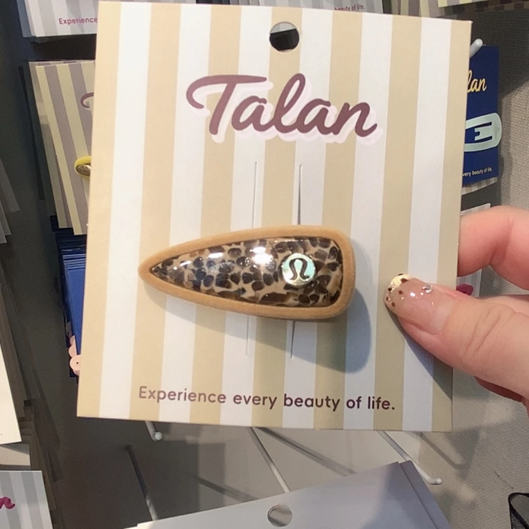 布艺非金属豹纹压夹