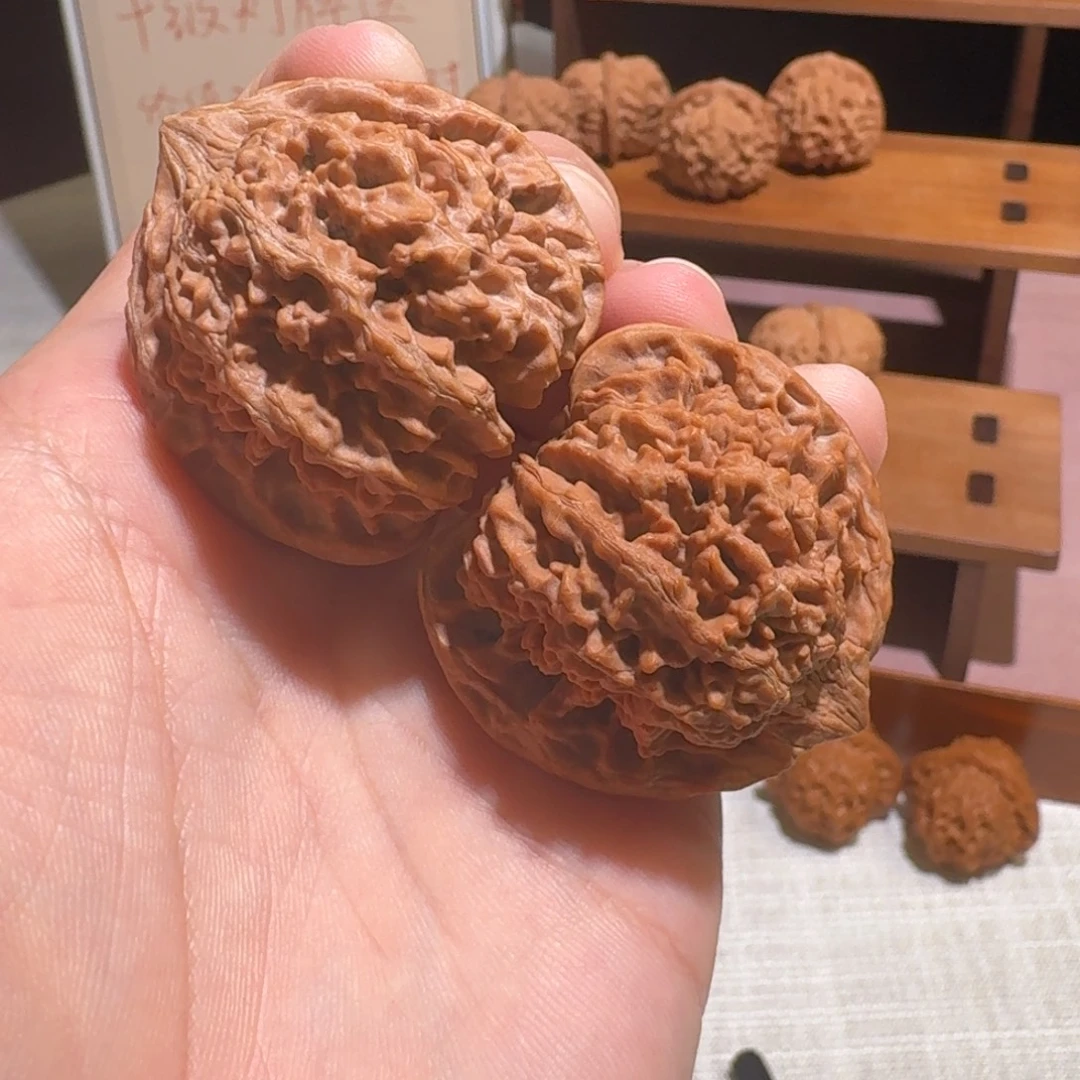 文玩核桃吊坠老树满天星