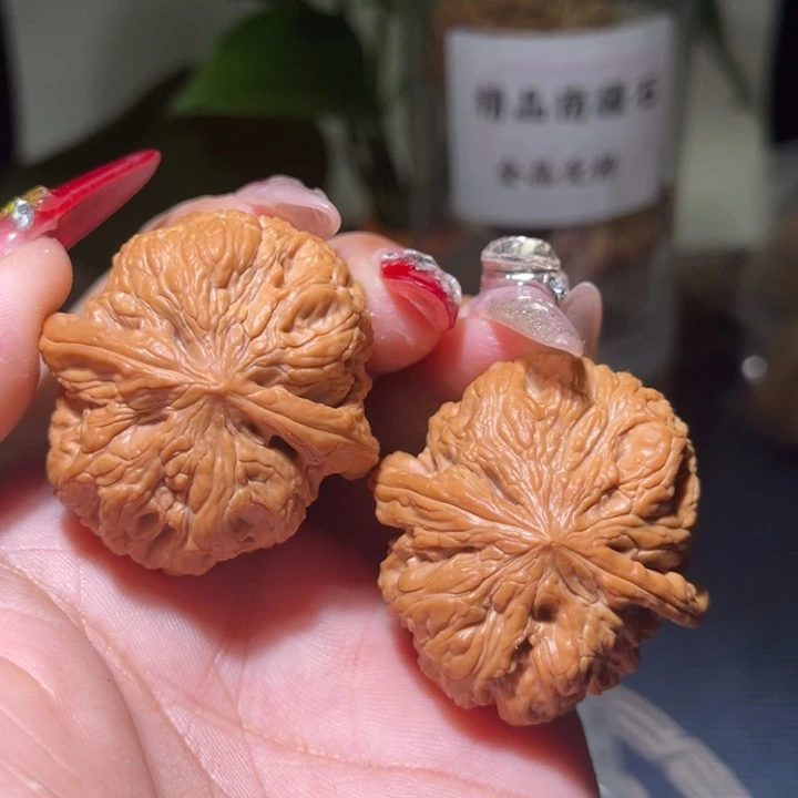 桃核把件             38.5