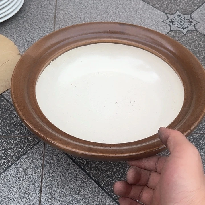 瓷片陶瓷盘子碗啥都有