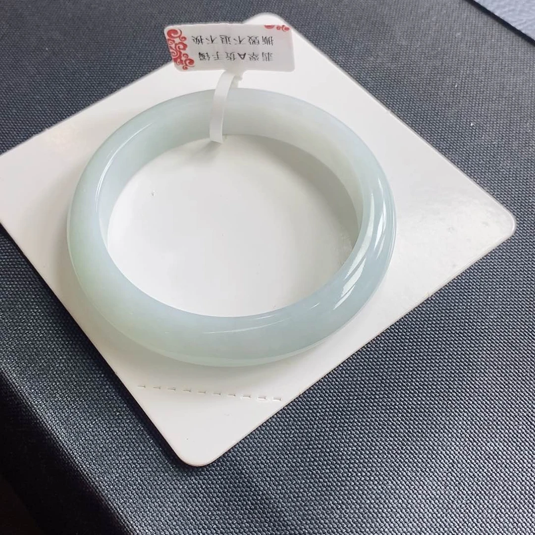 未镶嵌手镯翡翠57圈口