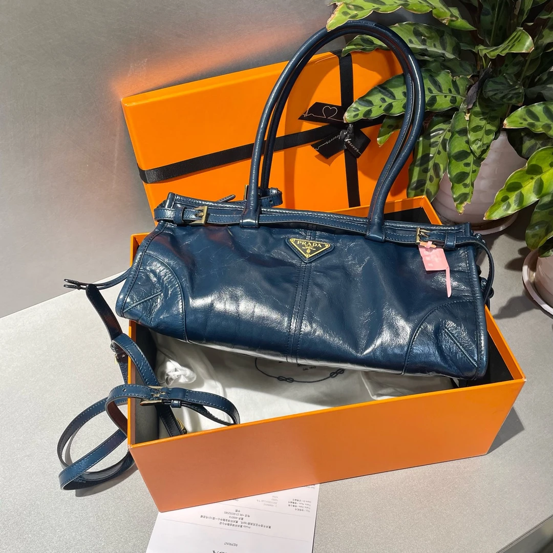 95新 Prada/普拉达 普拉达   牛仔蓝机车包 手提单肩包