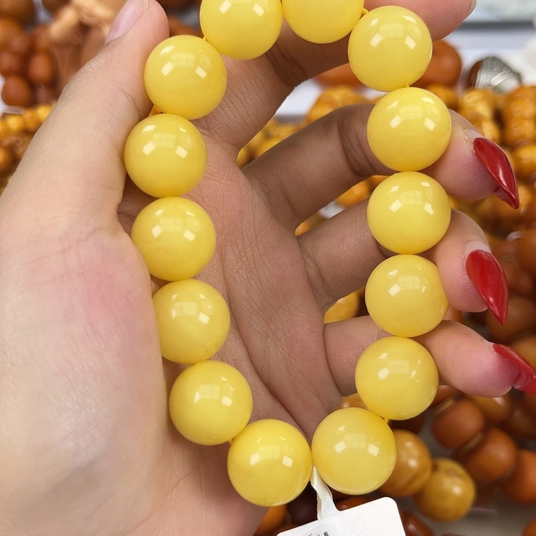 琥珀颈饰未镶嵌蜜蜡