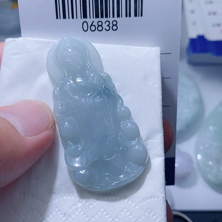 翡翠未镶嵌颈饰天光墟翡翠市场现金代购