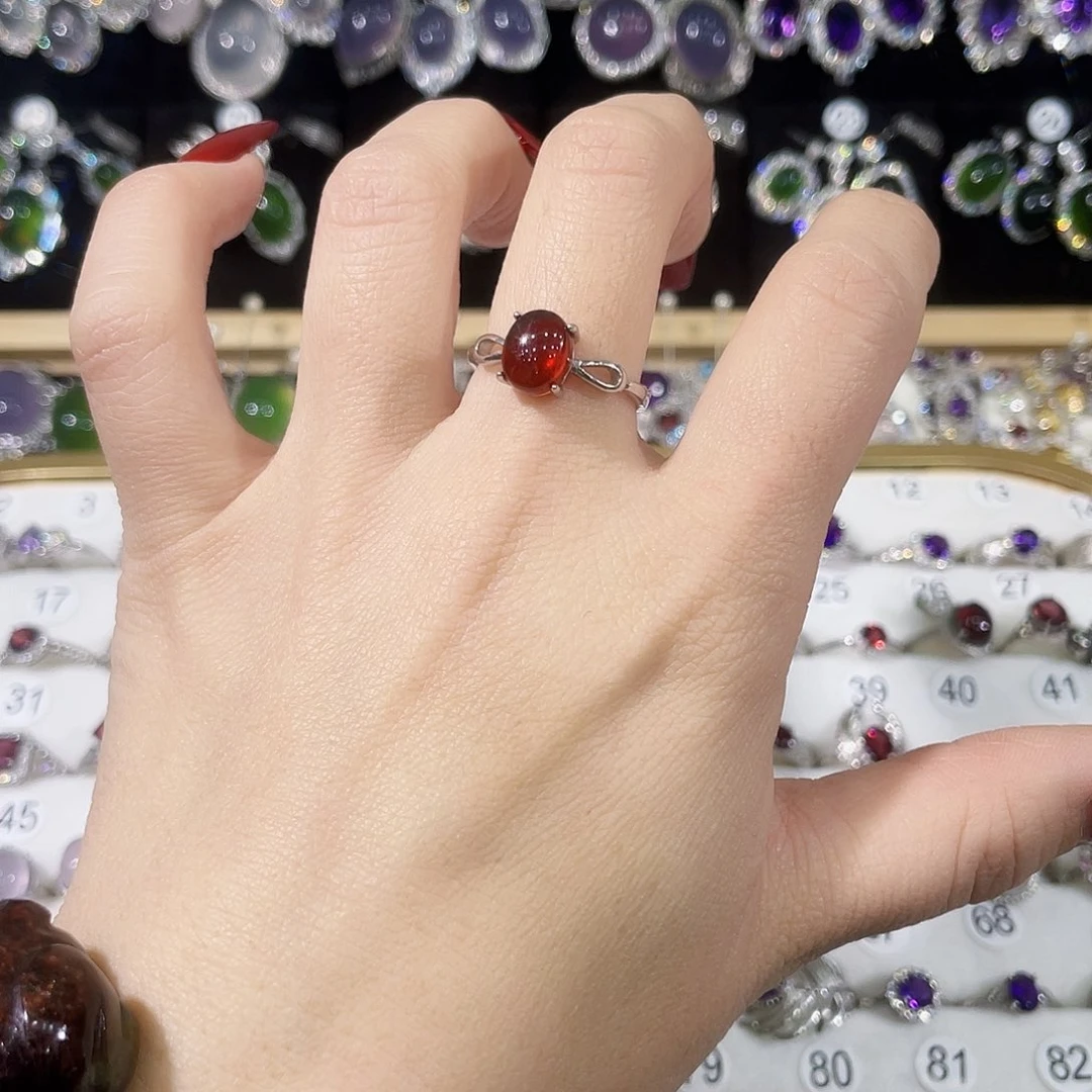 戒指银S925镶嵌石榴石戒指
