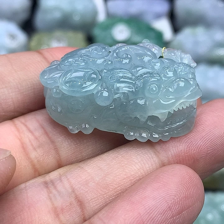 翡翠未镶嵌颈饰天然缅甸翡翠貔貅吊坠
