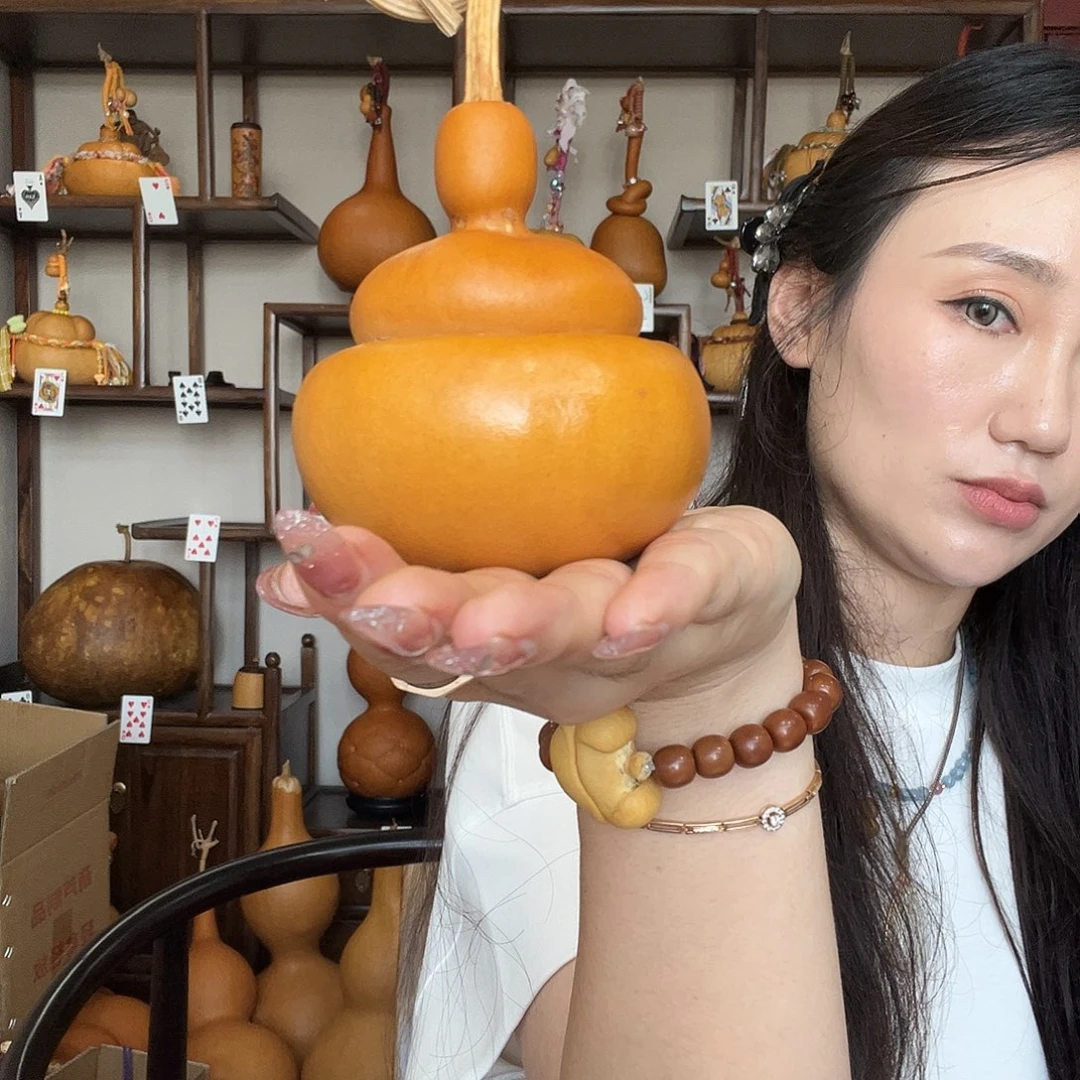 落***落微瑕圆元宝钱袋子葫芦摆件