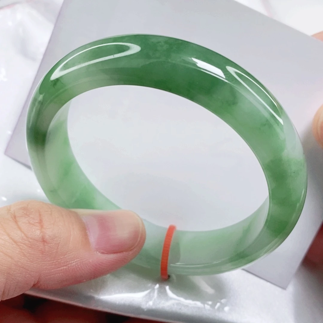 未镶嵌手镯翡翠52.6圈口