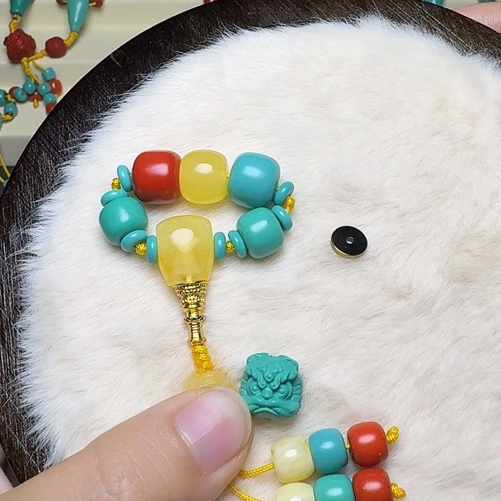 非金属顶12.腰10.醒狮12.隔片绿黄各一组