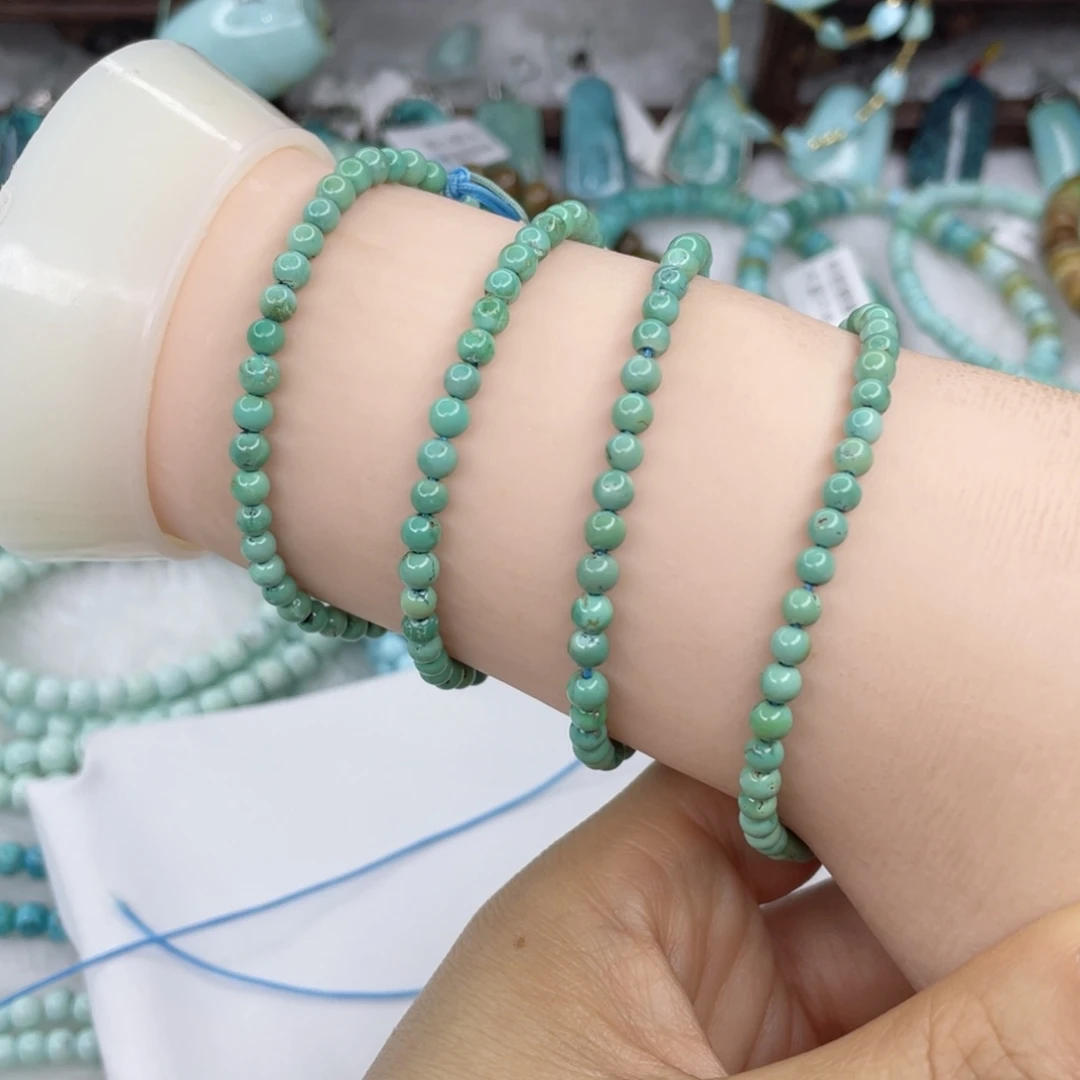 绿松石未镶嵌颈饰