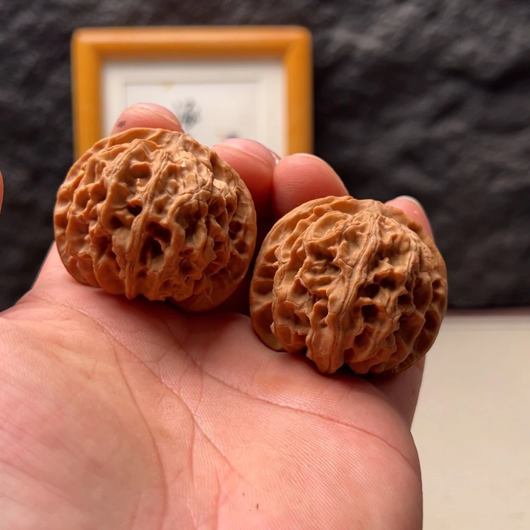 冒***咧把件文玩核桃苹果42