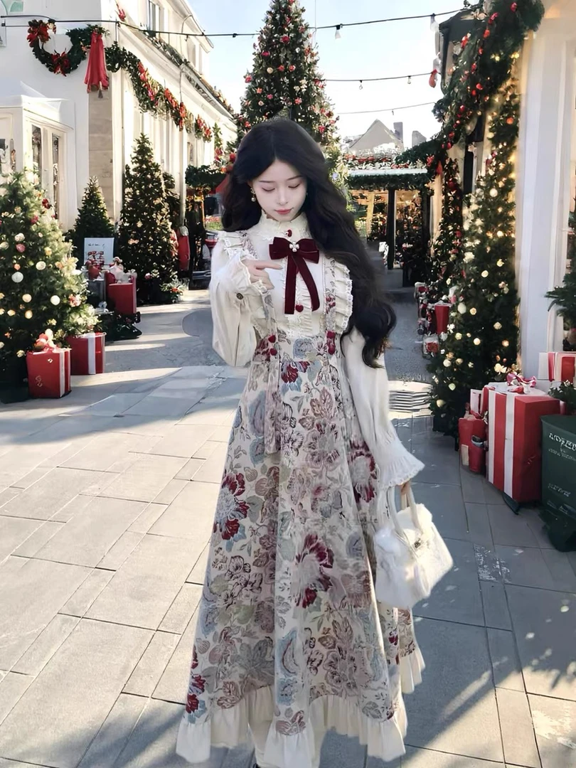 法式复古衬衫+复古风万花绒大提花背带裙套装