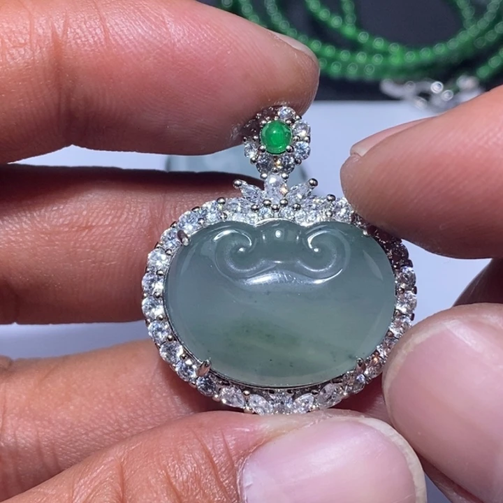 翡翠未镶嵌颈饰天然翡翠