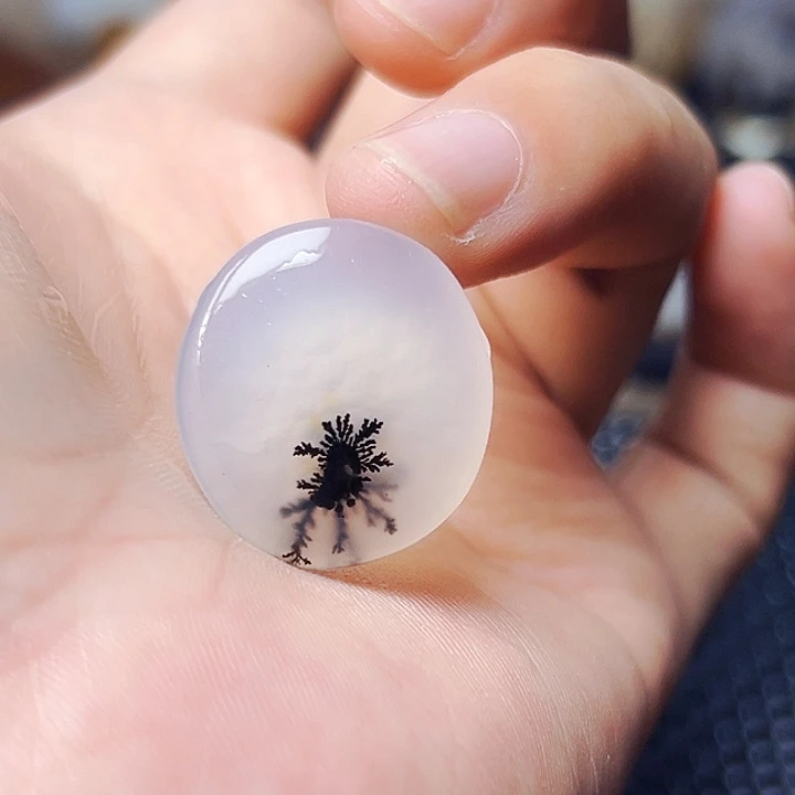 玛瑙/玉髓未镶嵌珠宝半成品