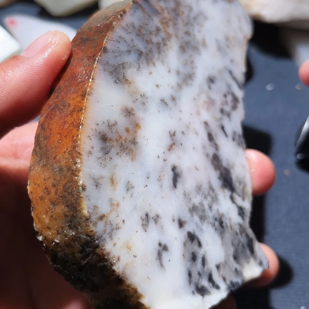 和田玉未镶嵌珠宝奇石