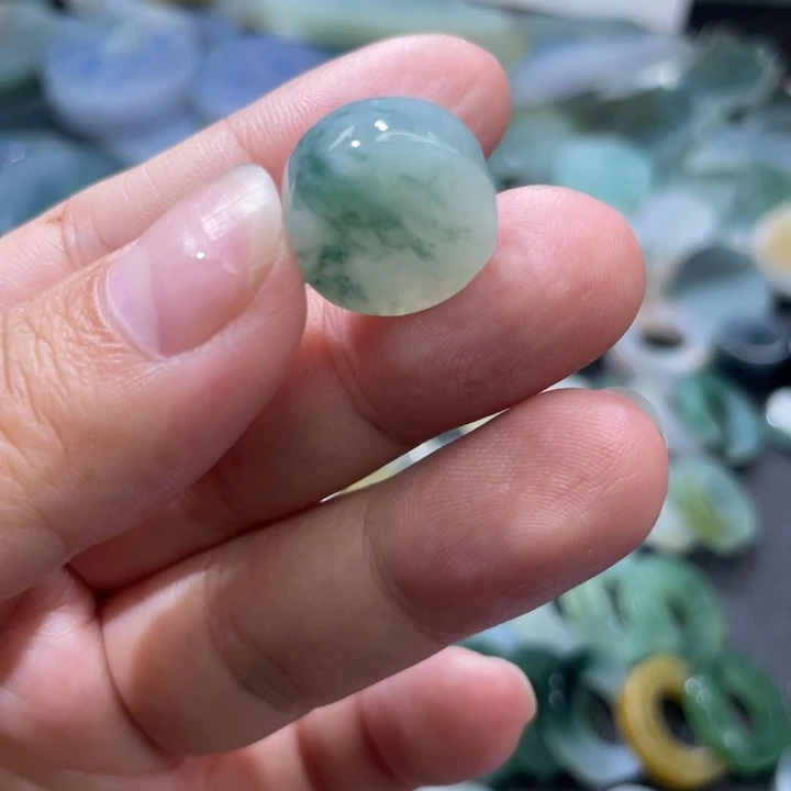 定制翡翠未镶嵌天然翡翠冰飘花无事牌