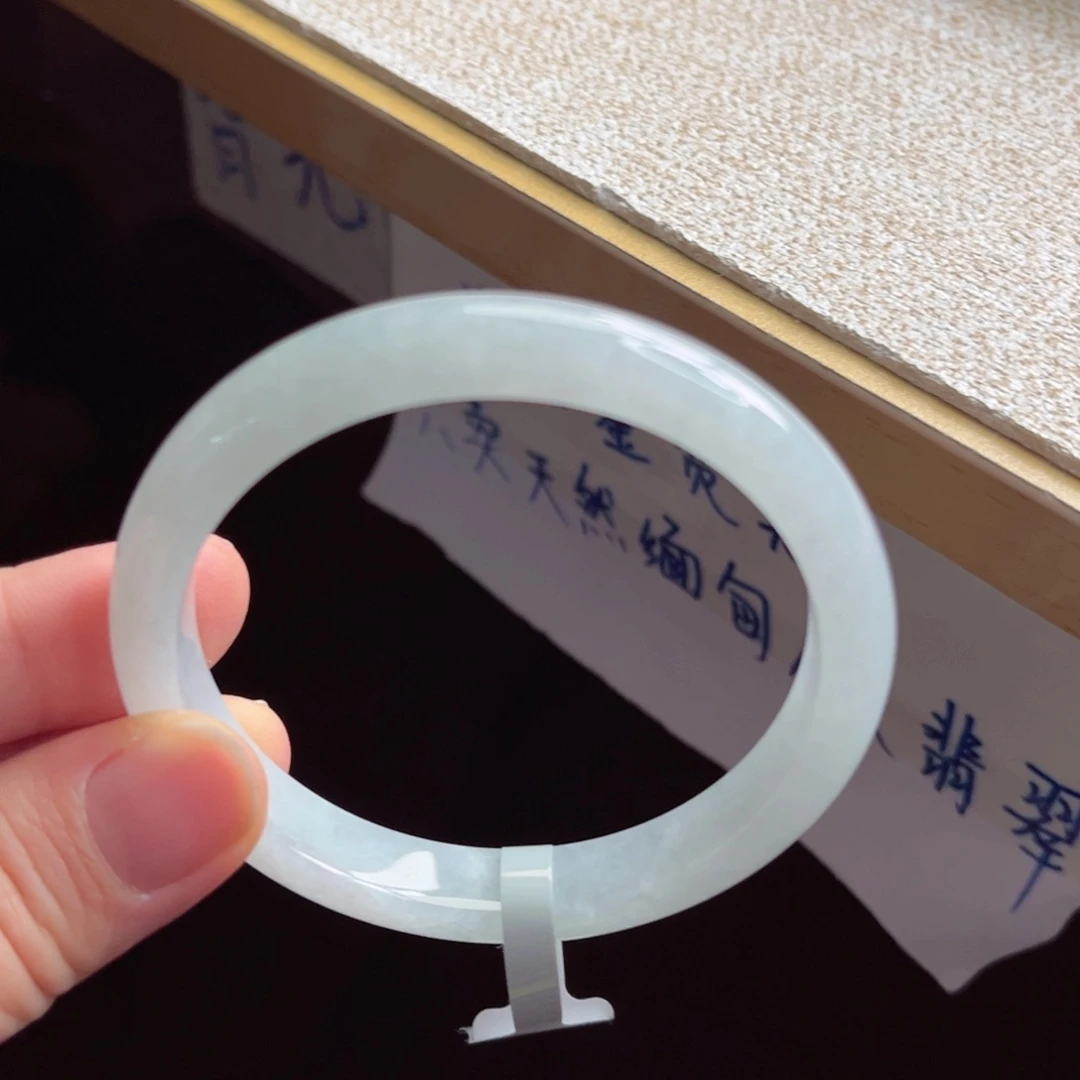 翡翠未镶嵌手镯手镯