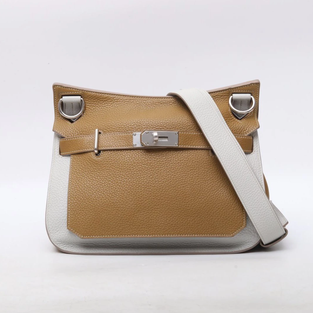 99新 Hermes/爱马仕 【黑黑】 珍珠灰 吉普赛 31 牛皮纸色 175088