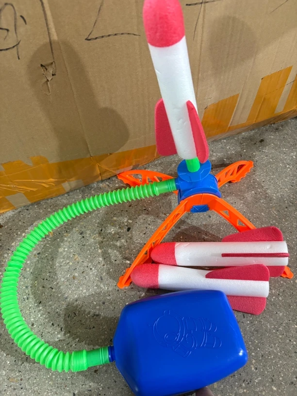 冲天火箭科学玩具礼物