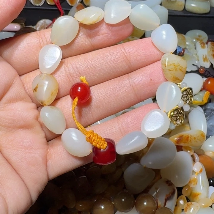 和田玉未镶嵌手链