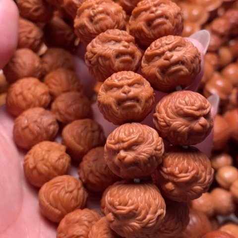 猴头核桃手串辛****游悟空