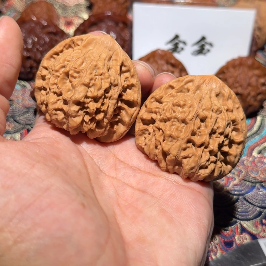 把件核桃91904麒麟纹官帽，尺寸41